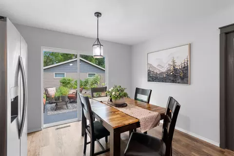 Dining - 1221 E Hanson Dr, Appleton, WI 54915 photo 3 of 3