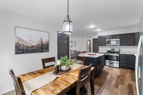 Dining - 1221 E Hanson Dr, Appleton, WI 54915 photo 2 of 3