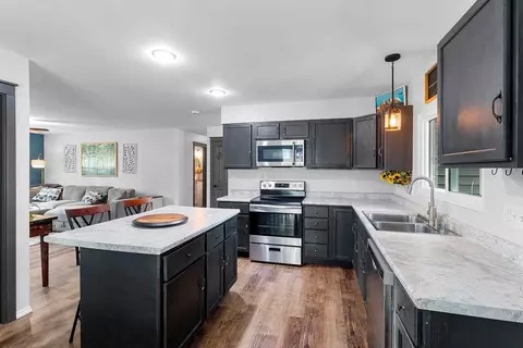 Kitchen - 1221 E Hanson Dr, Appleton, WI 54915 photo 2 of 3