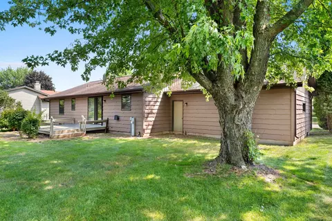 Exterior - 4718 W Periwinkle Ct, Appleton, WI 54914 photo 11 of 12