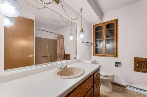 Bath - 4718 W Periwinkle Ct, Appleton, WI 54914 photo 1 of 3