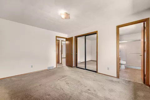 Bedroom - 4718 W Periwinkle Ct, Appleton, WI 54914 photo 7 of 7