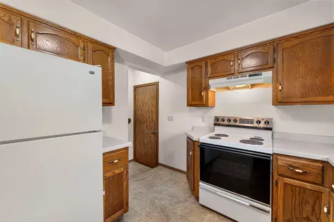 Kitchen - 4718 W Periwinkle Ct, Appleton, WI 54914 photo 5 of 5