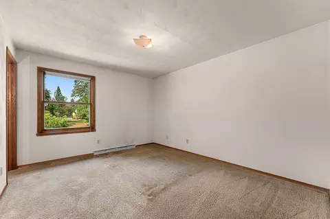 Bedroom - 4718 W Periwinkle Ct, Appleton, WI 54914 photo 5 of 7