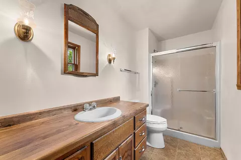 Bath - 4718 W Periwinkle Ct, Appleton, WI 54914 photo 3 of 3