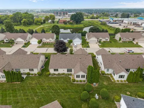 View/Area - 44 Penbrook Cir, Appleton, WI 54913 photo 5 of 5