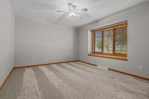 Bedroom - 44 Penbrook Cir, Appleton, WI 54913 photo 3 of 7