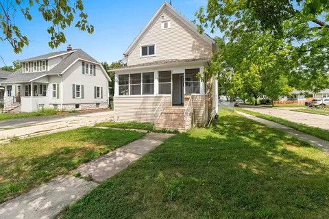 391 4th St, Fond Du Lac, WI 54935