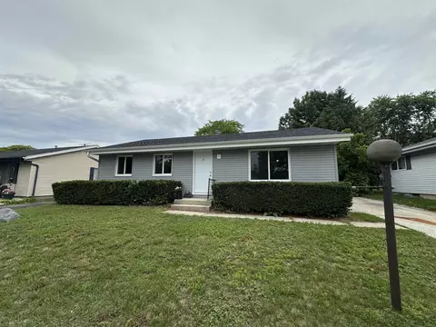 6656 W Brentwood Ave, Milwaukee, WI 53223