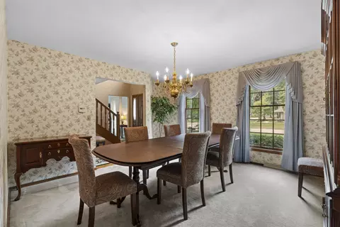 Dining - 609 Scarlet Oak Ct, Appleton, WI 54915 photo 4 of 4