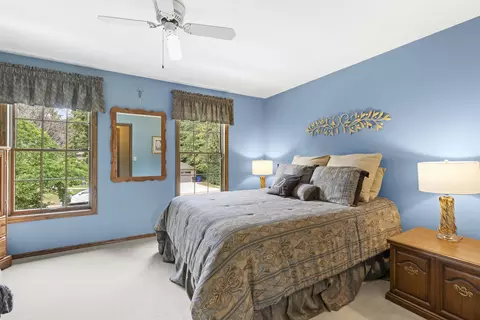 Bedroom - 609 Scarlet Oak Ct, Appleton, WI 54915 photo 6 of 9