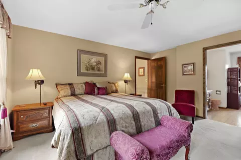 Bedroom - 609 Scarlet Oak Ct, Appleton, WI 54915 photo 3 of 9