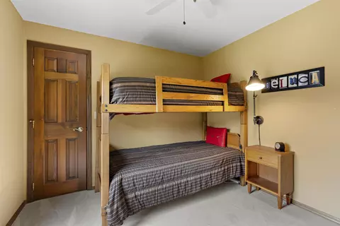 Bedroom - 609 Scarlet Oak Ct, Appleton, WI 54915 photo 9 of 9