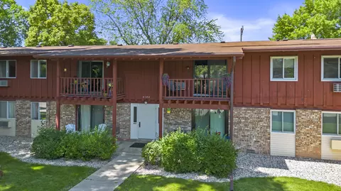 Exterior - 3182 Justin Ct, Appleton, WI 54914 photo 4 of 5
