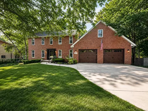 478 Skyline Blvd, Green Bay, WI 54302