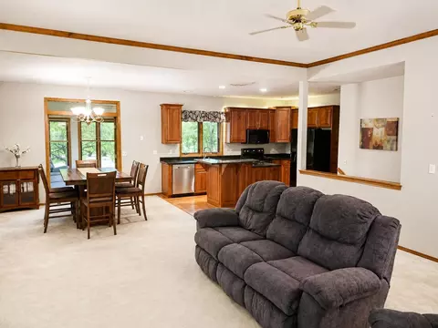 Living - w2489 Clover Downs Court, Appleton, WI 54915 photo 2 of 4