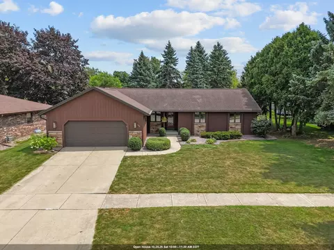 406 Silver Spring Dr, Green Bay, WI 54303