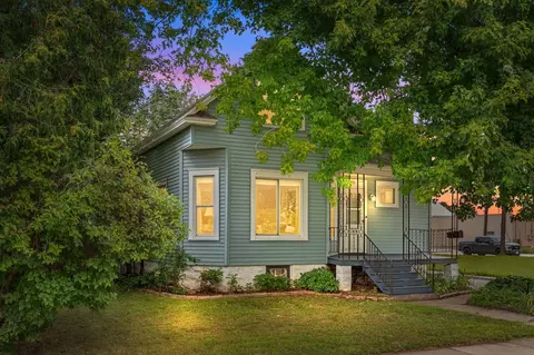 833 Jefferson St, Oshkosh, WI 54901