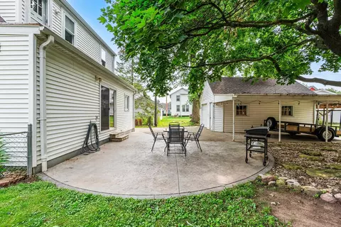 Exterior - 423 E Harrison St, Appleton, WI 54915 photo 5 of 13