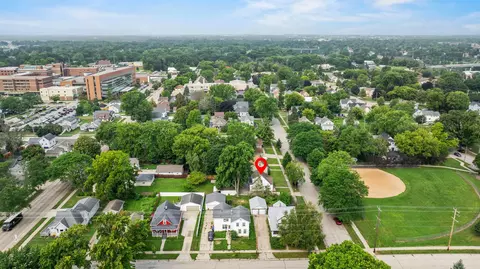 View/Area - 423 E Harrison St, Appleton, WI 54915 photo 5 of 6
