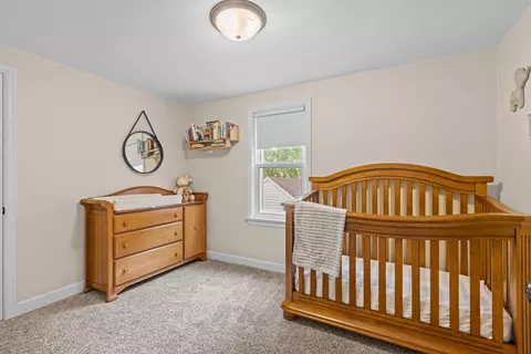 Bedroom - 423 E Harrison St, Appleton, WI 54915 photo 8 of 9