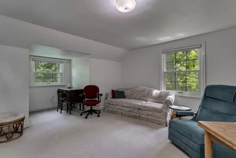Bedroom - 1520 Oakcrest Ct, Appleton, WI 54914 photo 7 of 9