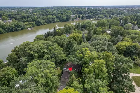 View/Area - 1520 Oakcrest Ct, Appleton, WI 54914 photo 1 of 2