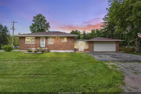 1412 W 9th Ave, Oshkosh, WI 54902