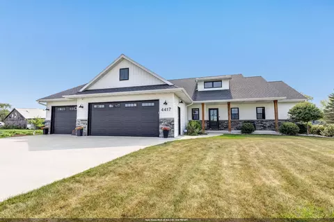 4417 Cottonwood Ln, De Pere, WI 54115