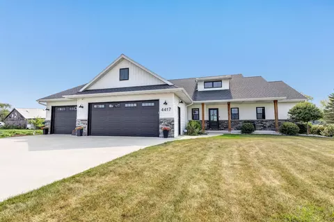 4417 Cottonwood Ln, De Pere, WI 54115
