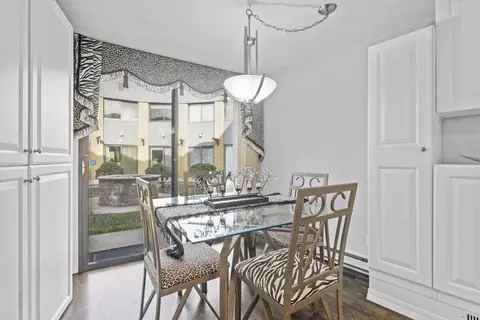 Dining - 4545 W Pine St #E, Appleton, WI 54914 photo 1 of 1