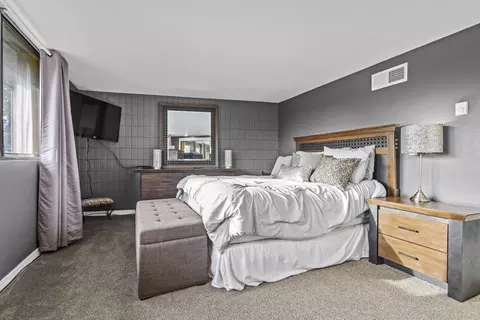 Bedroom - 4545 W Pine St #E, Appleton, WI 54914 photo 1 of 5