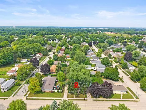View/Area - 1818 E College Ave, Appleton, WI 54915 photo 4 of 8