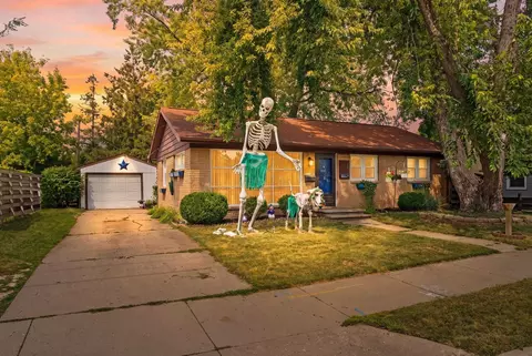 Exterior - 1818 E College Ave, Appleton, WI 54915 photo 2 of 10