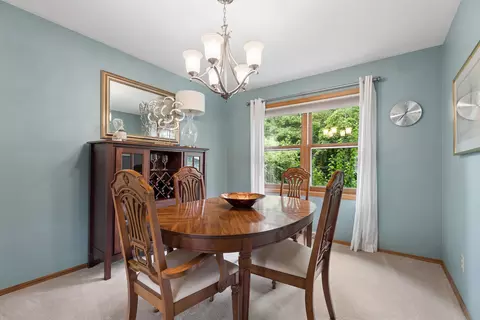 Dining - 33 Pheasant Ct, Appleton, WI 54915 photo 2 of 4