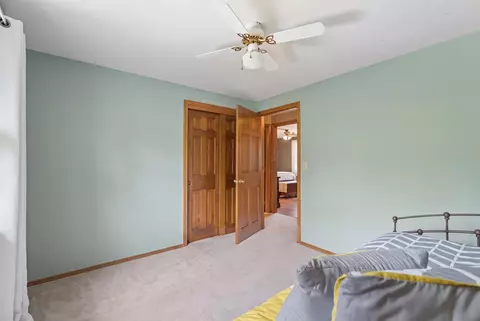 Bedroom - 33 Pheasant Ct, Appleton, WI 54915 photo 9 of 9