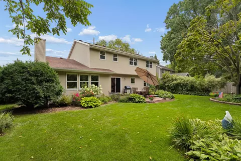 Exterior - 33 Pheasant Ct, Appleton, WI 54915 photo 5 of 7
