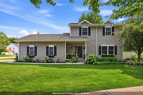 1520 Wellington Dr, Oshkosh, WI 54904