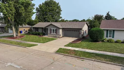 View/Area - 300 E James St, Appleton, WI 54915 photo 2 of 6