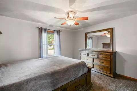 Bedroom - 300 E James St, Appleton, WI 54915 photo 1 of 5