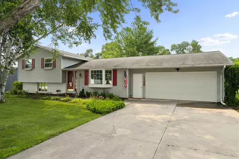 1138 Anchor Dr, Green Bay, WI 54313