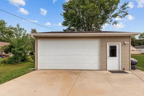 Other - 1906 S Memorial Dr, Appleton, WI 54915 photo 7 of 7