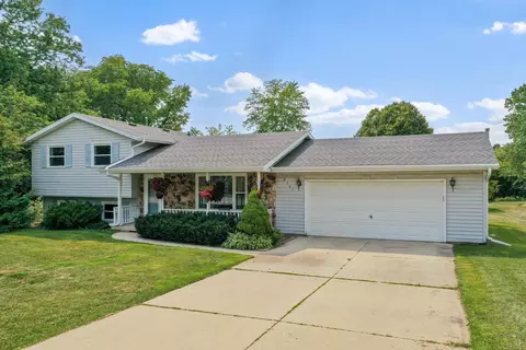 2262 Hazen Rd, Green Bay, WI 54311