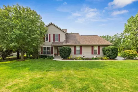 w6889 Greenridge Drive, Greenville, WI 54942