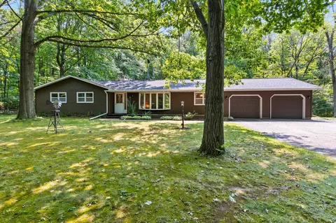 4390 Deprey Rd, Abrams, WI 54101