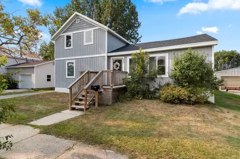 117 Adams St, Oconto, WI 54153
