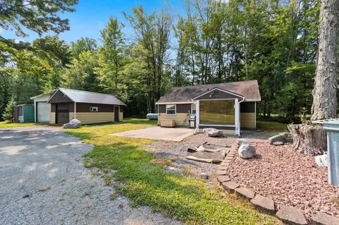 17294 S Thielke Rd, Lakewood, WI 54138