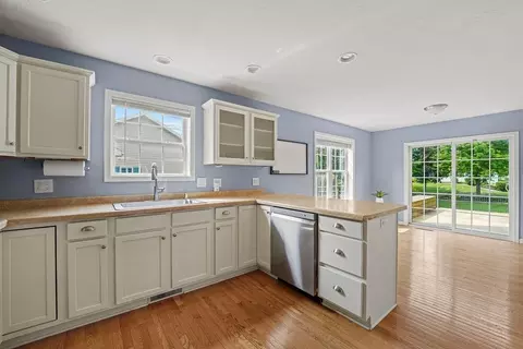 Kitchen - 4111 N Trailway Ln, Appleton, WI 54913 photo 1 of 4