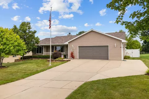 2181 Bufflehead Ln, Green Bay, WI 54311