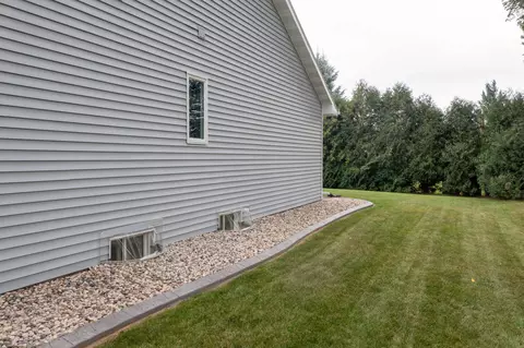 Exterior - w2416 Snowberry Drive, Appleton, WI 54915 photo 10 of 11